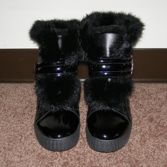 NEW S-3 KeDi Designs Black Quilted Leather Booties - Picture 3 of 9